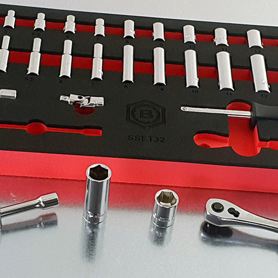 32-Piece 1/4" Drive Socket, Ratchet & Accessory Set - Britool Hallmark - image 4